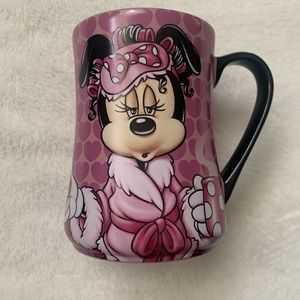 Authentic Disney Parks Minnie Mouse mug NWOT “Mornings aren’t pretty!”